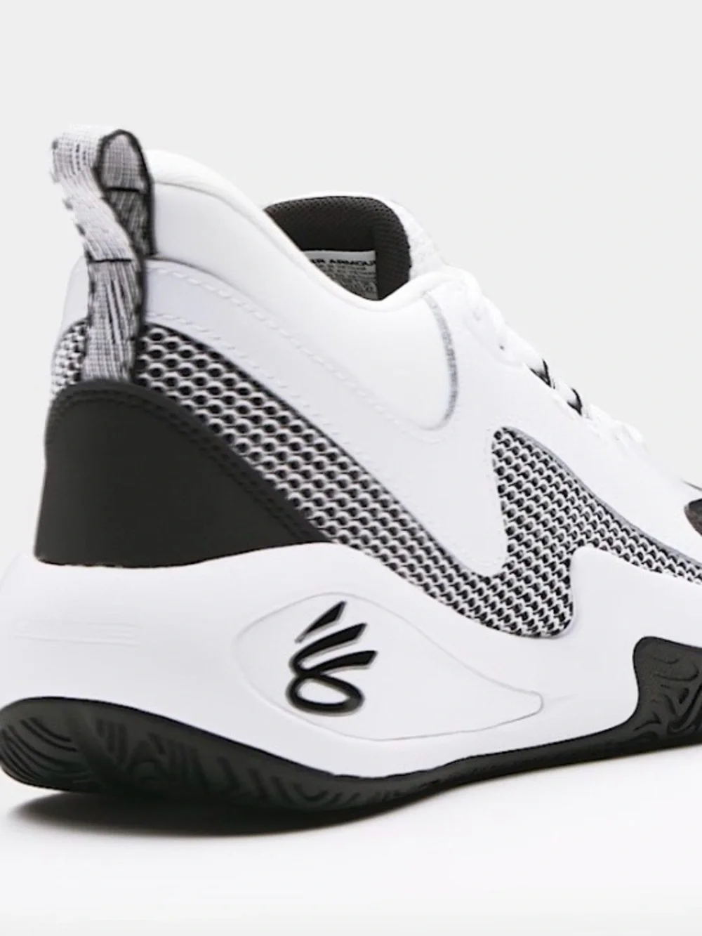Under Armour Curry Low Basketball Shoes - White & Black